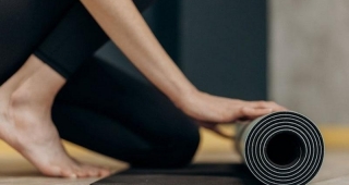 Mách bạn 5 cách giặt thảm yoga hiệu quả tại nhà